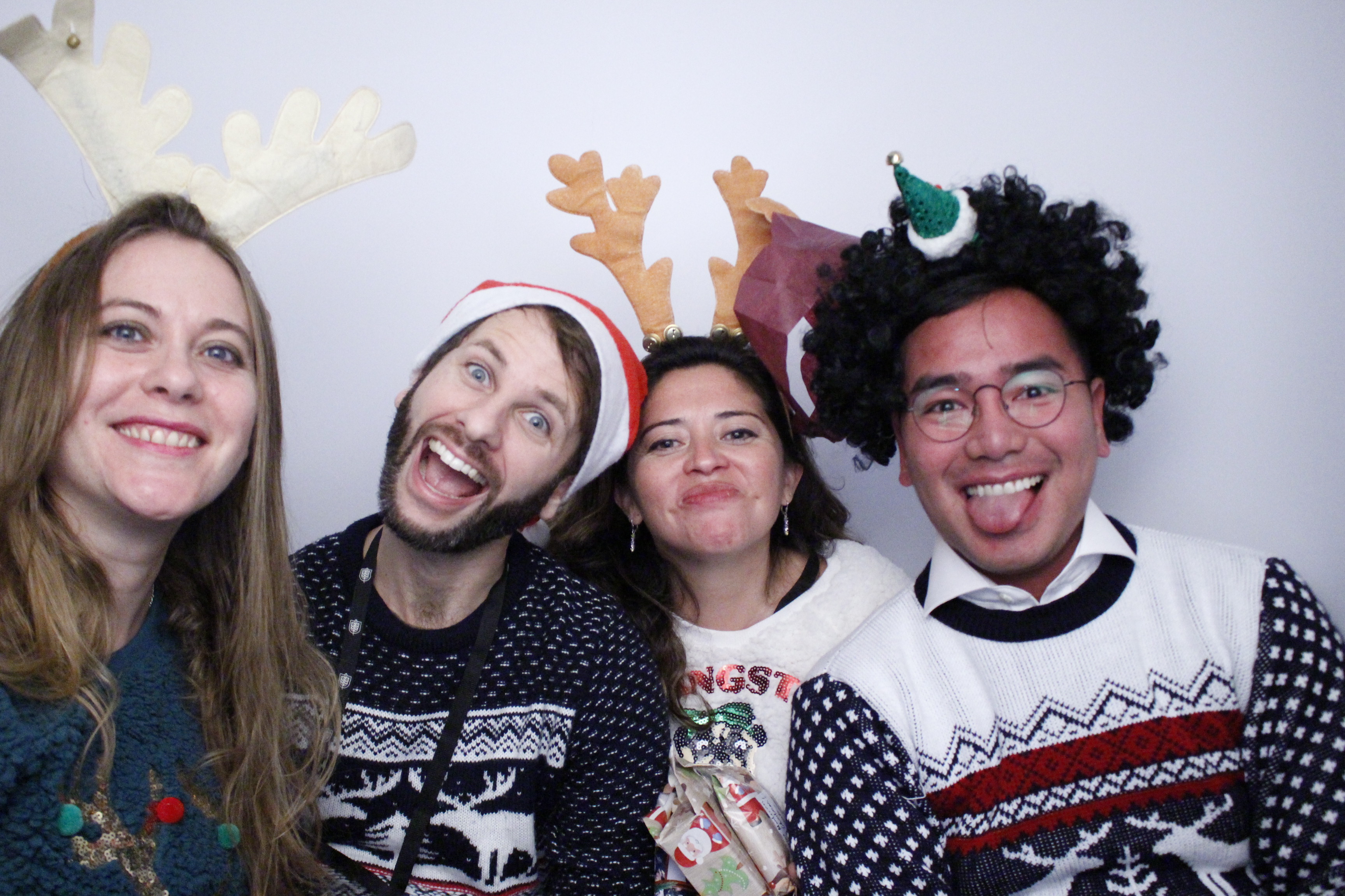 Hult EMBA Year 1 Christmas Dinner | View more photos from the event at gallery.myphotoboothexperience.co.uk/u/MyPhotoBoothExperienceLtd/Hult-EMBA-Year-1-Christmas-Dinner